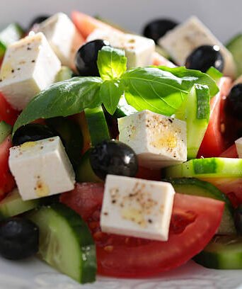 سلطة يونانية